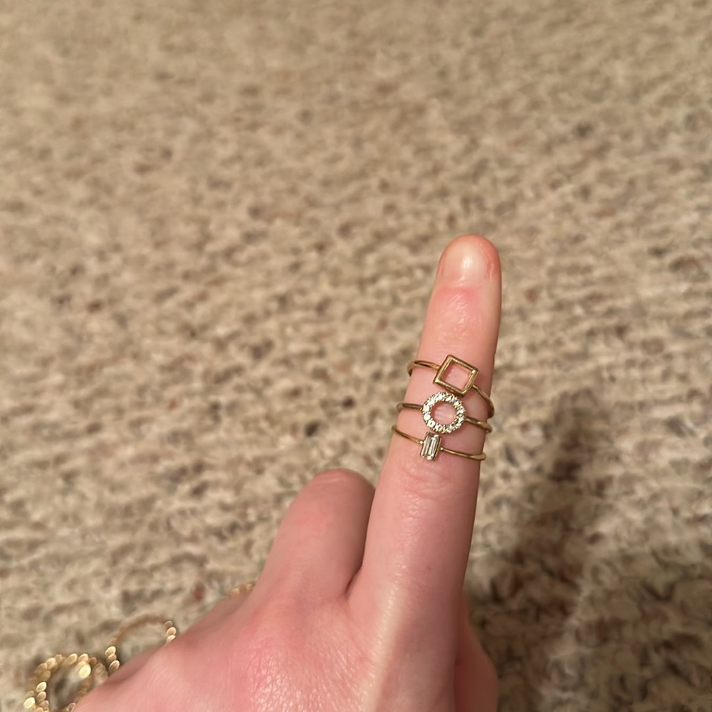 Fashion rings! - Picture 2 of 3